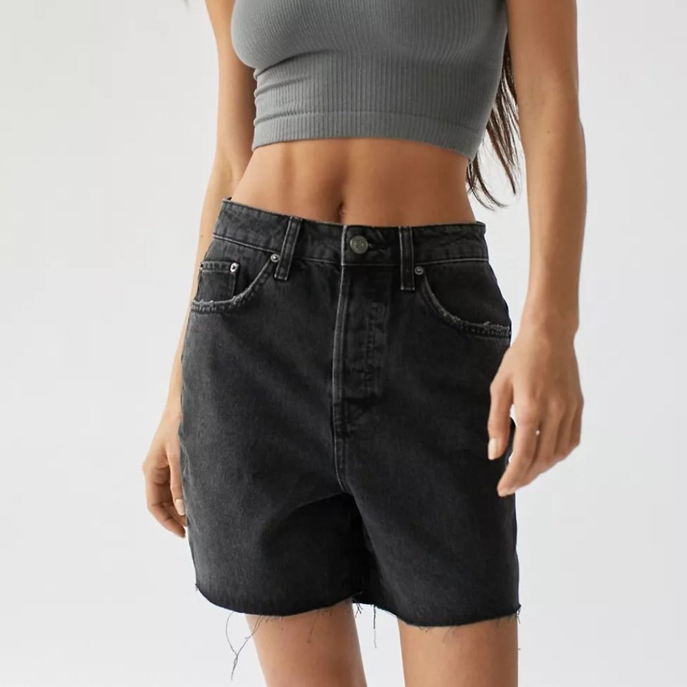 NWT Urban Outfitters BDG ‘90 Denim Short